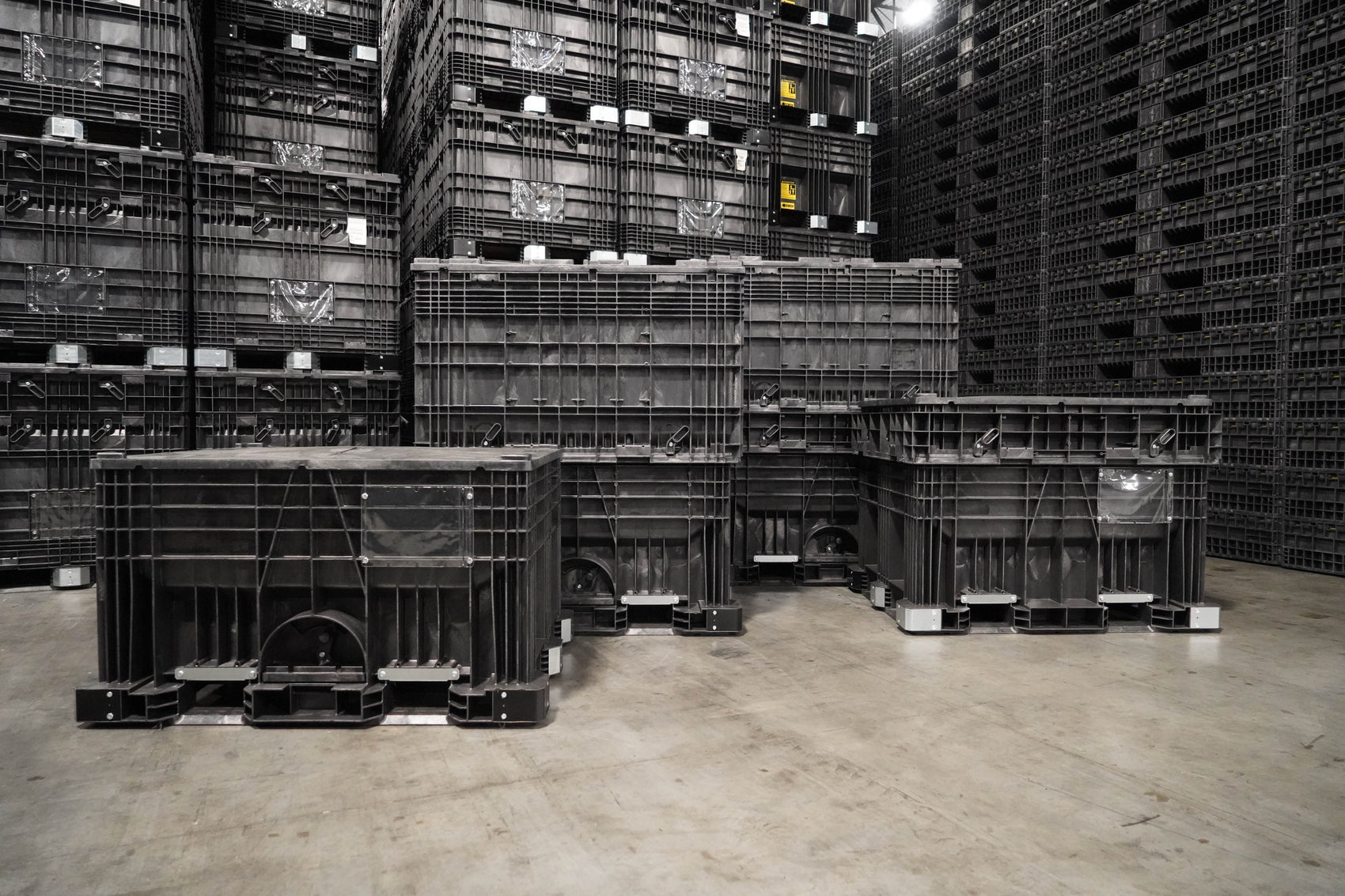 Sow, Grow, Sustain: How Reusable Hopper Bottom Containers Are Transforming Sustainable Agriculture