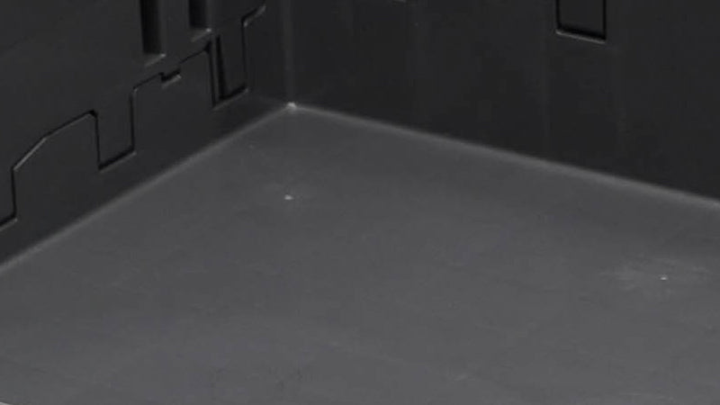 Bulk container solid floor