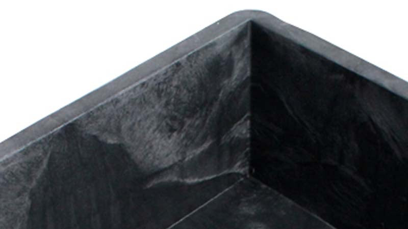 Fixed wall container corner 