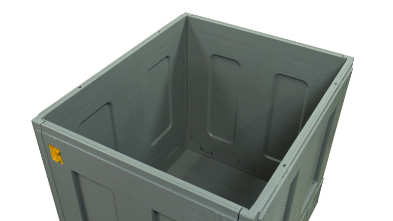 Plastic gaylord smooth wall