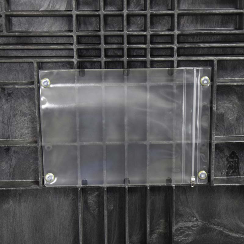 Plastic pouch