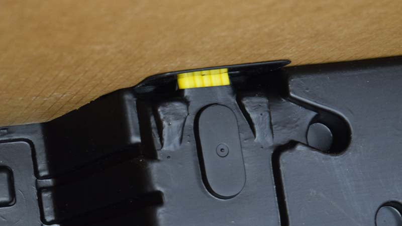 Pallet pack sleeve locked into base